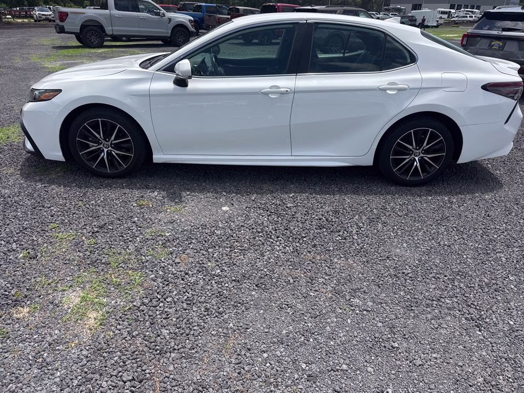 2024 Ice Toyota Camry SE FWD Sedan