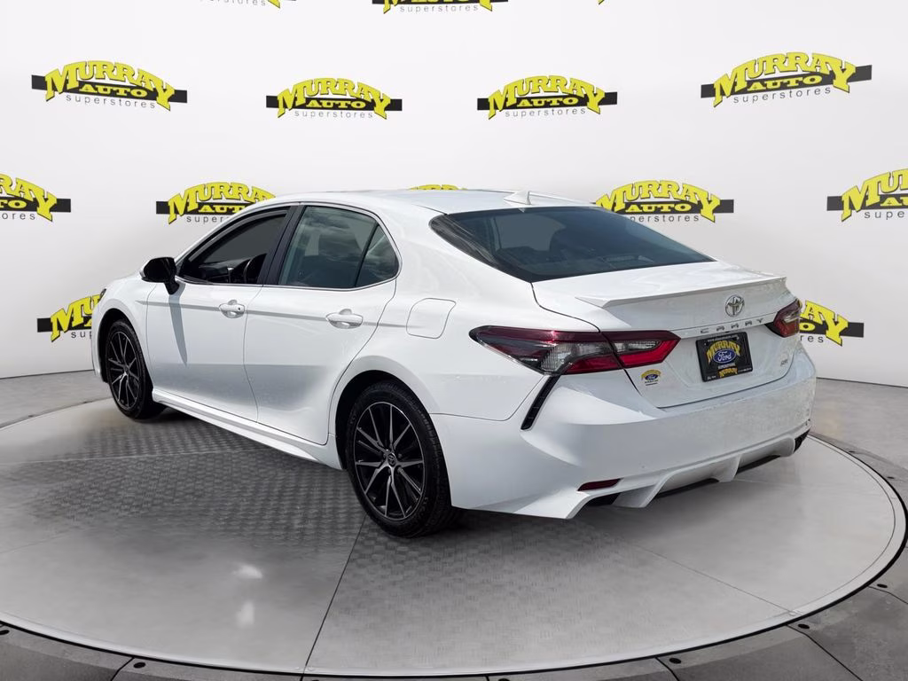 2024 Ice Toyota Camry SE FWD Sedan