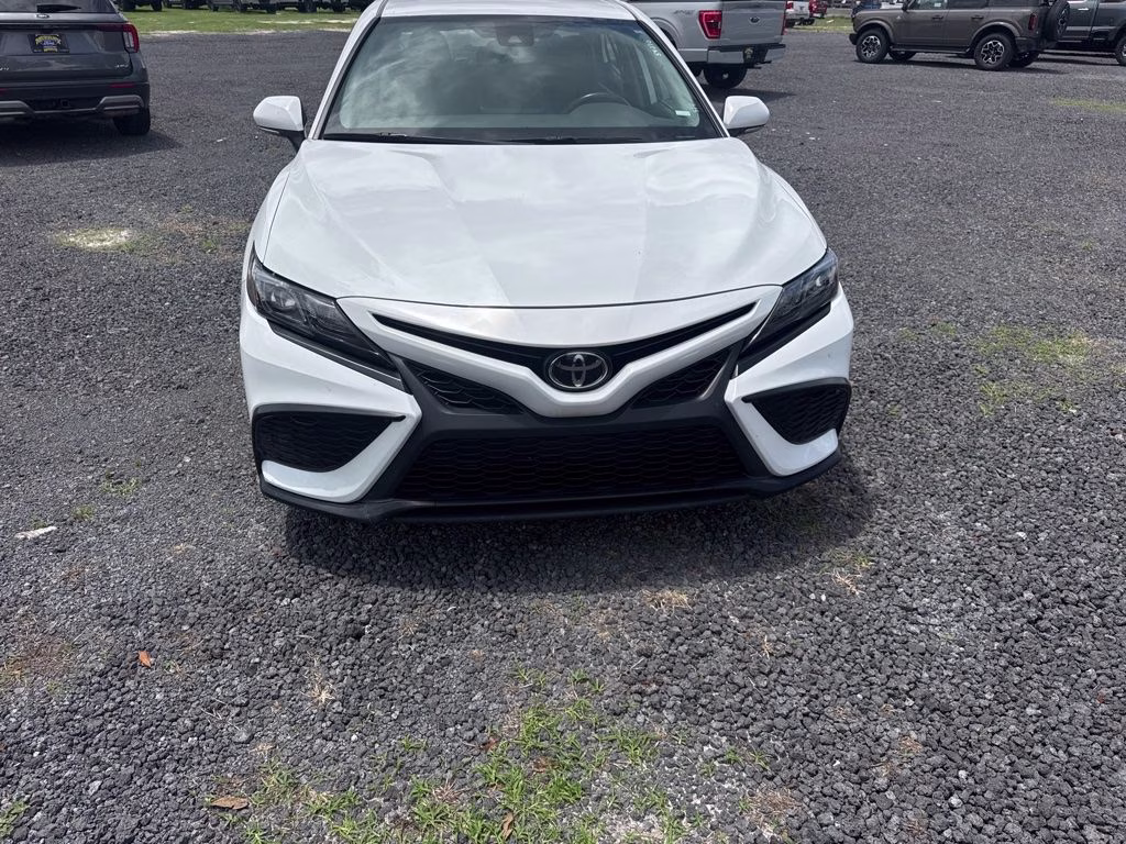2024 Ice Toyota Camry SE FWD Sedan