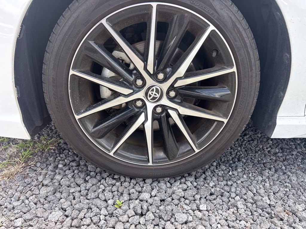 2024 Ice Toyota Camry SE FWD Sedan