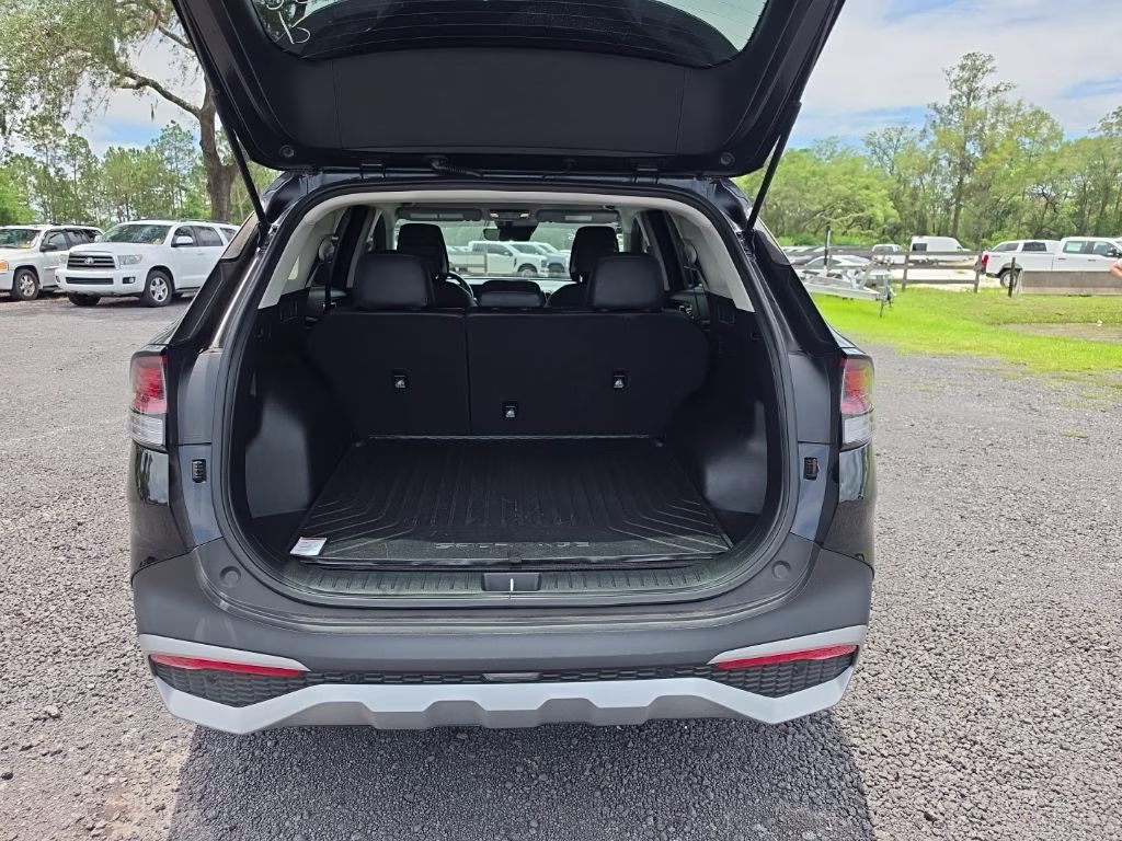 2023 Ebony Black Kia Sportage EX FWD SUV