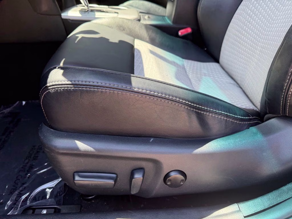 2014 Classic Silver Metallic Toyota Camry SE Sport FWD Sedan