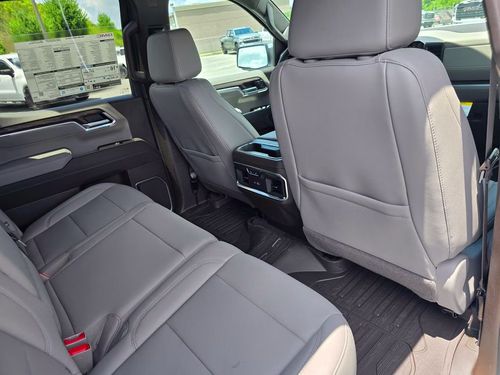 2026 Glacier White Tricoat GMC Sierra 1500 SLT 4X4 Truck