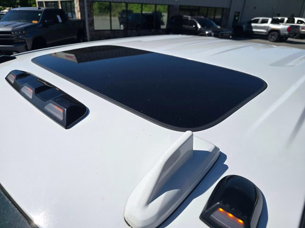 2025 Summit White GMC Sierra 2500HD AT4 4X4 Truck