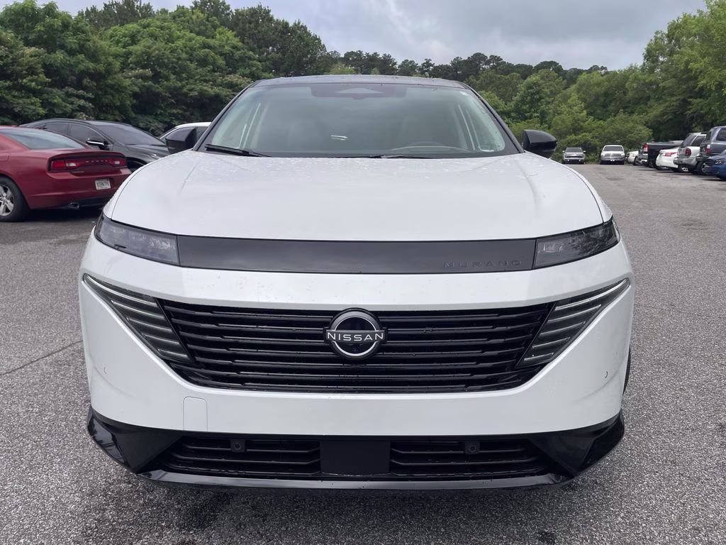 2026 Everest White Pearl/Black Nissan Murano Platinum AWD SUV