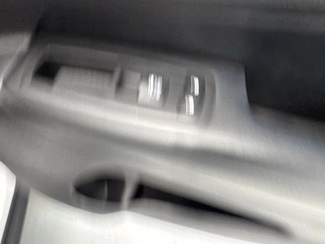 2017 Bright White Clearcoat Jeep Grand Cherokee Laredo 4X4 SUV