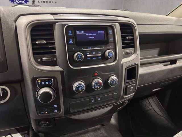 2019 Diamond Black Crystal Pearlcoat Ram 1500 Tradesman 4X4 Truck