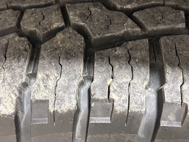 2019 Diamond Black Crystal Pearlcoat Ram 1500 Tradesman 4X4 Truck