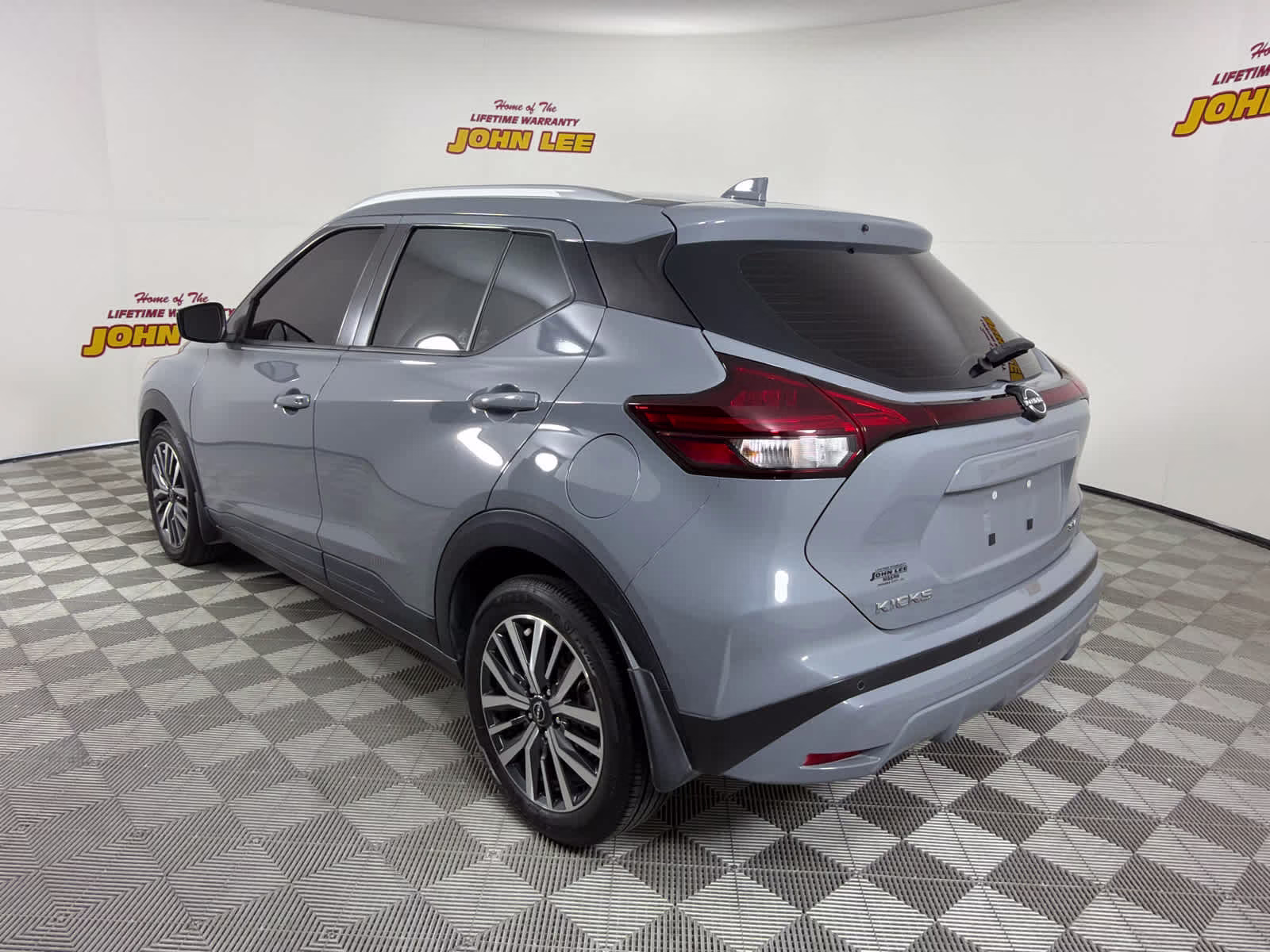 2024 Boulder Gray Pearl Nissan Kicks SV FWD SUV