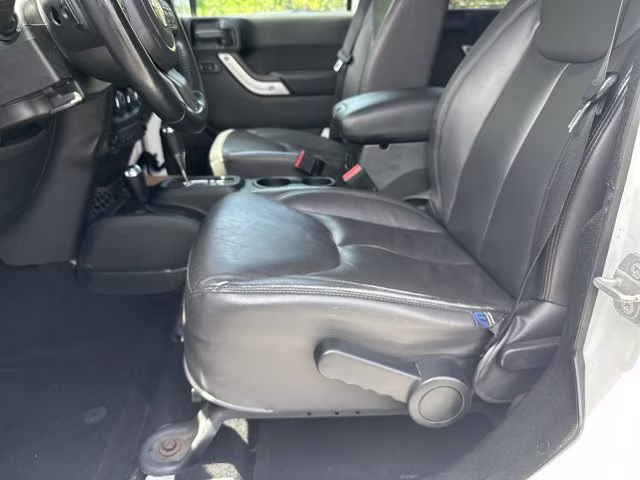 2017 Bright White Clearcoat Jeep Wrangler Unlimited Sahara 4X4 Convertible