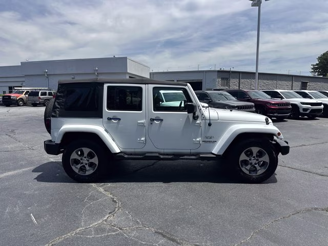 2017 Bright White Clearcoat Jeep Wrangler Unlimited Sahara 4X4 Convertible