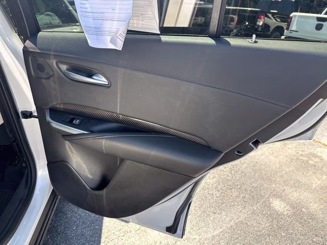 2019 Crystal White Tricoat Cadillac XT4 FWD Sport FWD SUV
