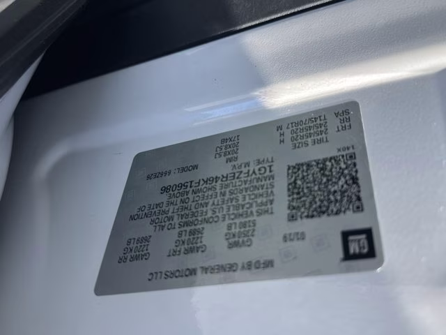 2019 Crystal White Tricoat Cadillac XT4 FWD Sport FWD SUV