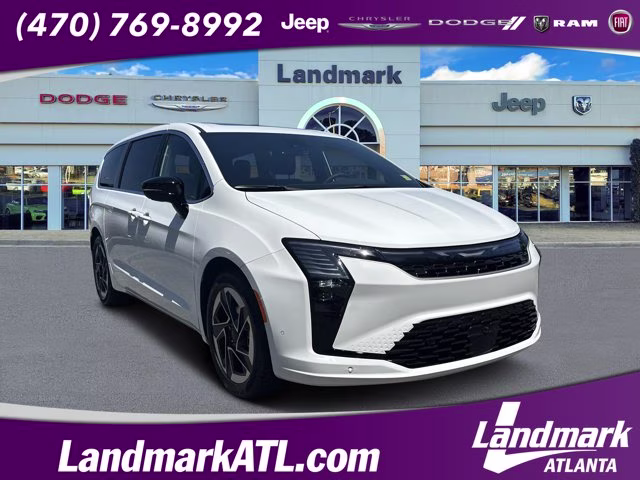 2027 Bright White Clearcoat Chrysler Pacifica Limited FWD Van