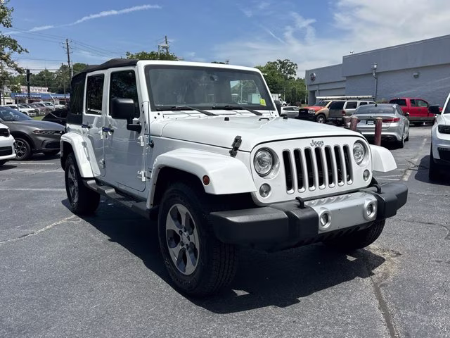 2017 Bright White Clearcoat Jeep Wrangler Unlimited Sahara 4X4 Convertible