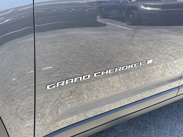 2026 Baltic Gray Metallic Clearcoat Jeep Grand Cherokee L Laredo RWD SUV