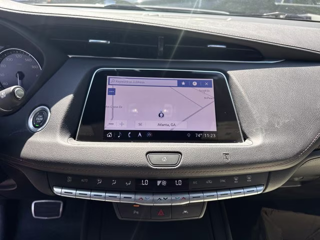 2019 Crystal White Tricoat Cadillac XT4 FWD Sport FWD SUV