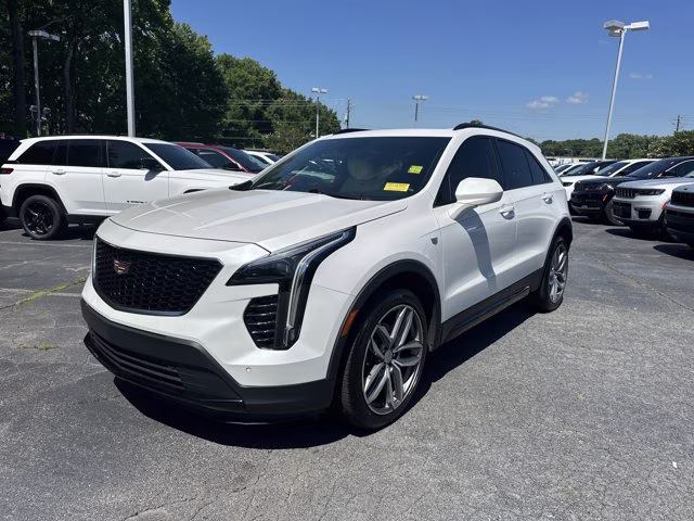 2019 Crystal White Tricoat Cadillac XT4 FWD Sport FWD SUV
