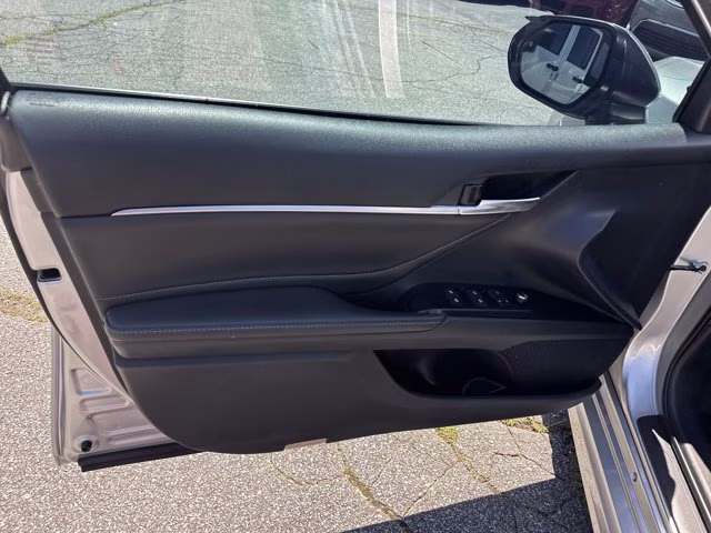 2018 Celestial Silver Metallic Toyota Camry XSE FWD Sedan