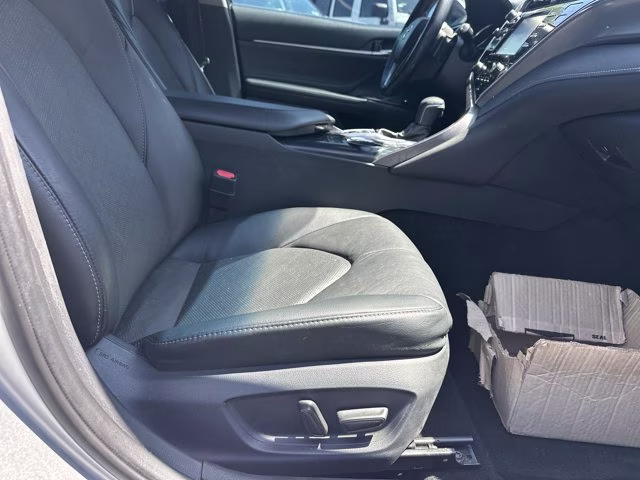 2018 Celestial Silver Metallic Toyota Camry XSE FWD Sedan
