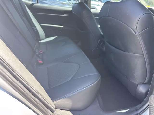 2018 Celestial Silver Metallic Toyota Camry XSE FWD Sedan