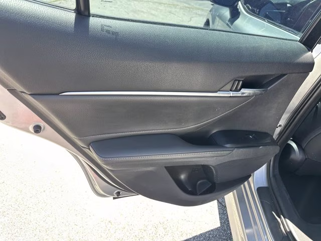 2018 Celestial Silver Metallic Toyota Camry XSE FWD Sedan