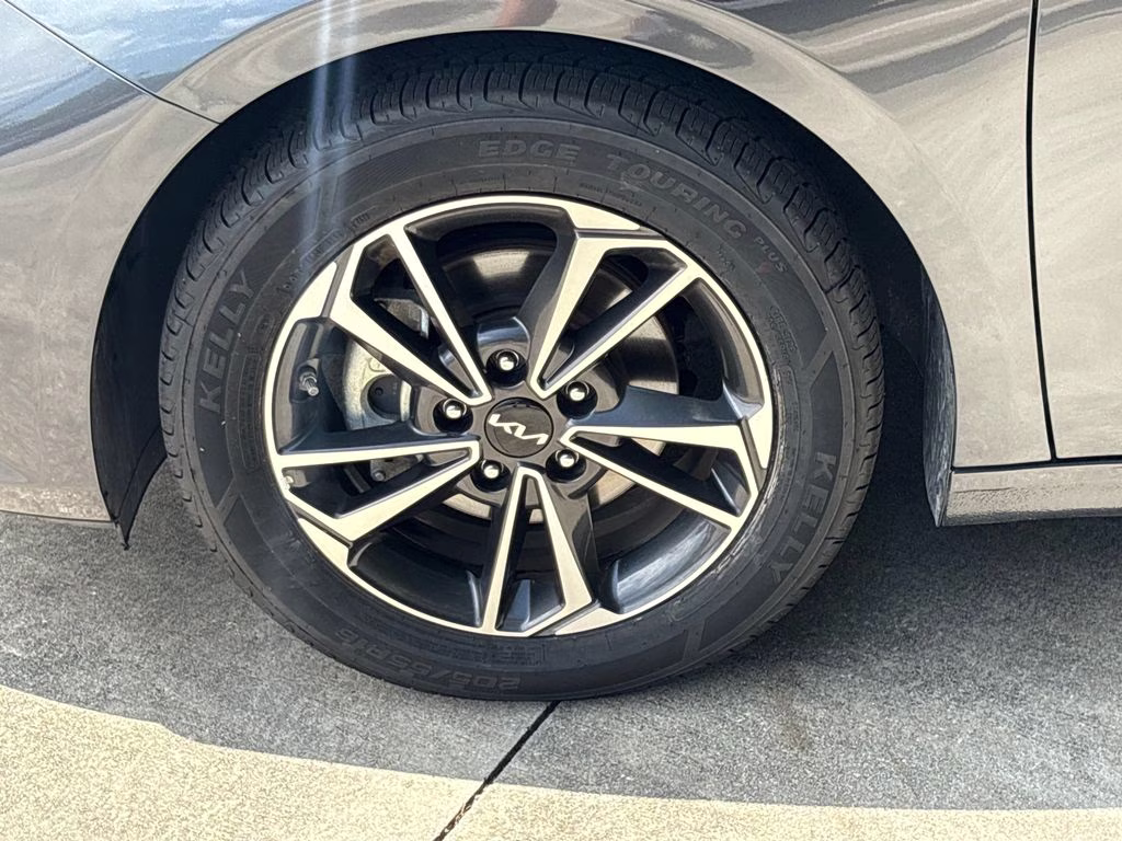 2024 Gravity Gray Kia Forte LXS FWD Sedan