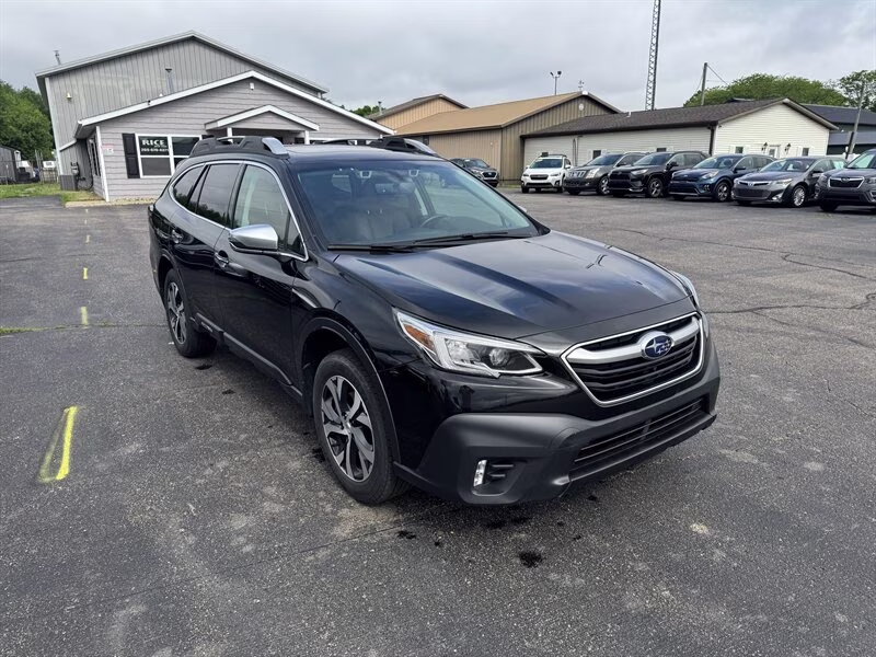2022 Crystal Black Silica Subaru Outback Touring AWD Crossover