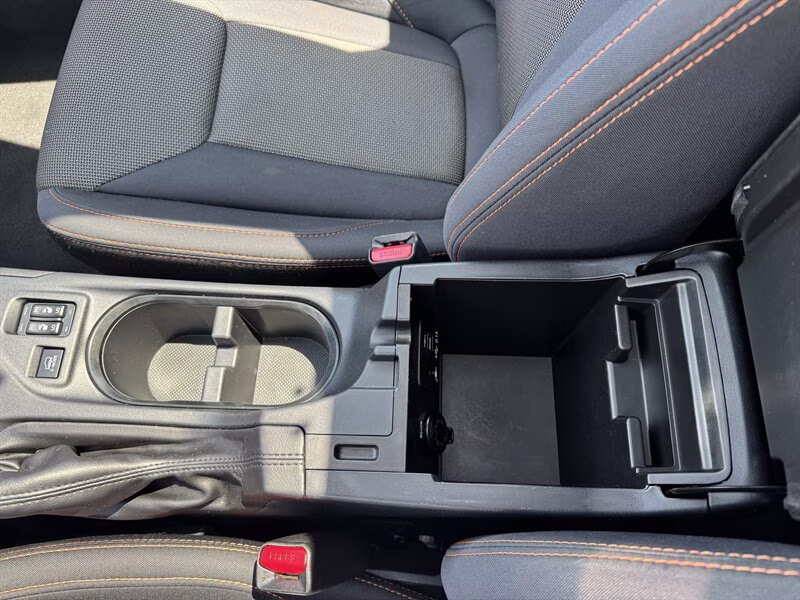 2019 Crystal Black Silica Subaru Crosstrek 2.0i Premium AWD Crossover
