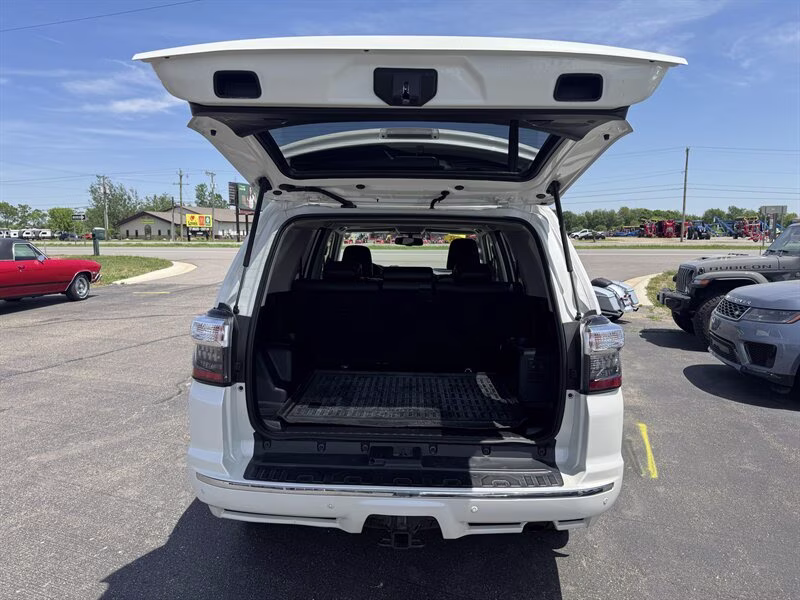 2018 Blizzard Pearl Toyota 4Runner Limited 4X4 SUV
