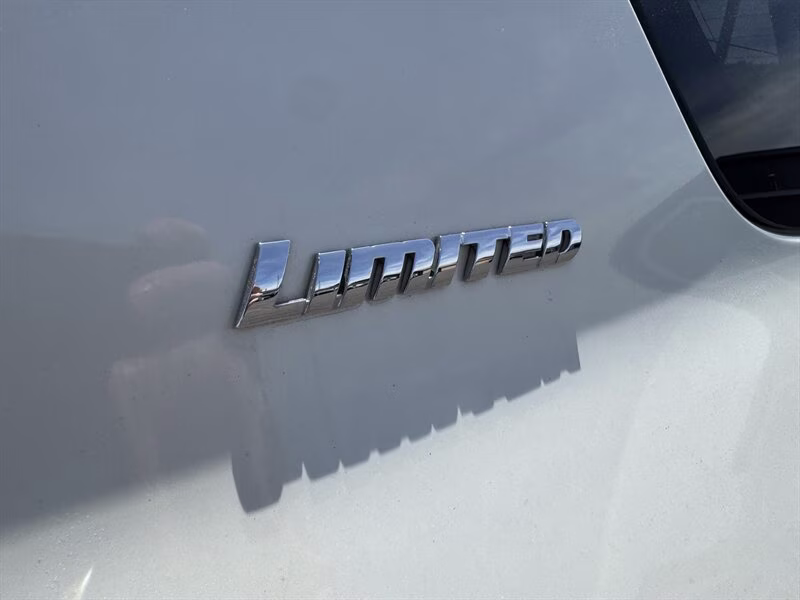 2018 Blizzard Pearl Toyota 4Runner Limited 4X4 SUV
