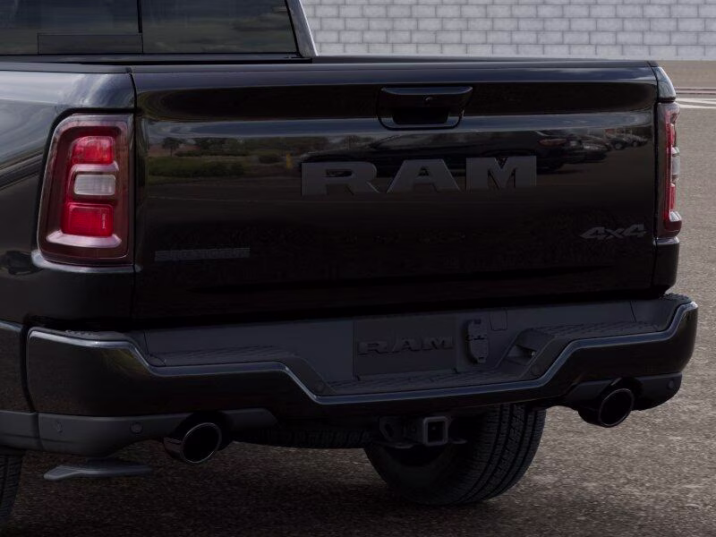 2026 Diamond Black Crystal Pearl Coat Ram 1500 1500 Big Horn Crew Cab 4x4 5'7' Box Truck