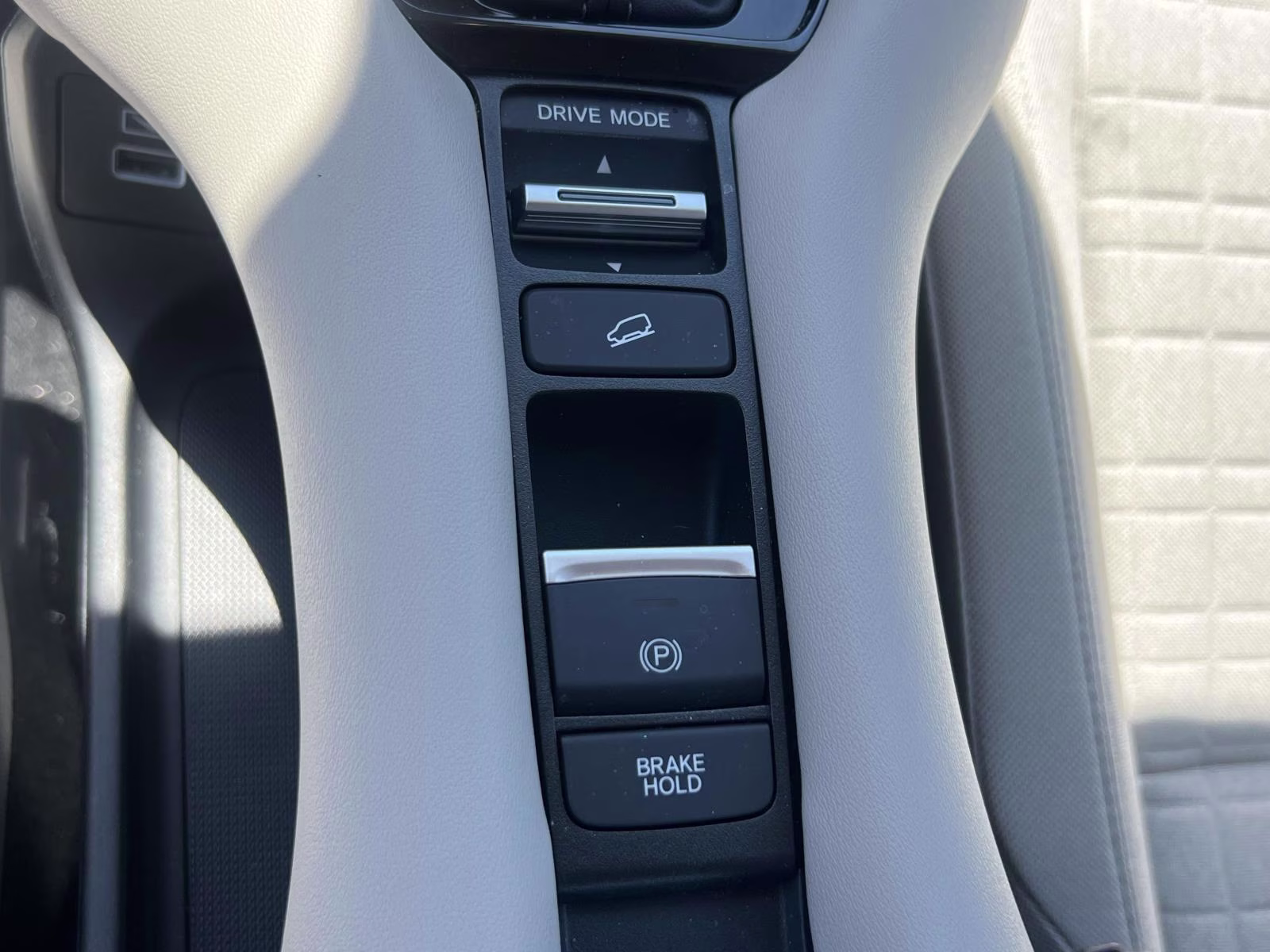 2023 Lunar Silver Metallic Honda HR-V LX AWD CVT AWD SUV