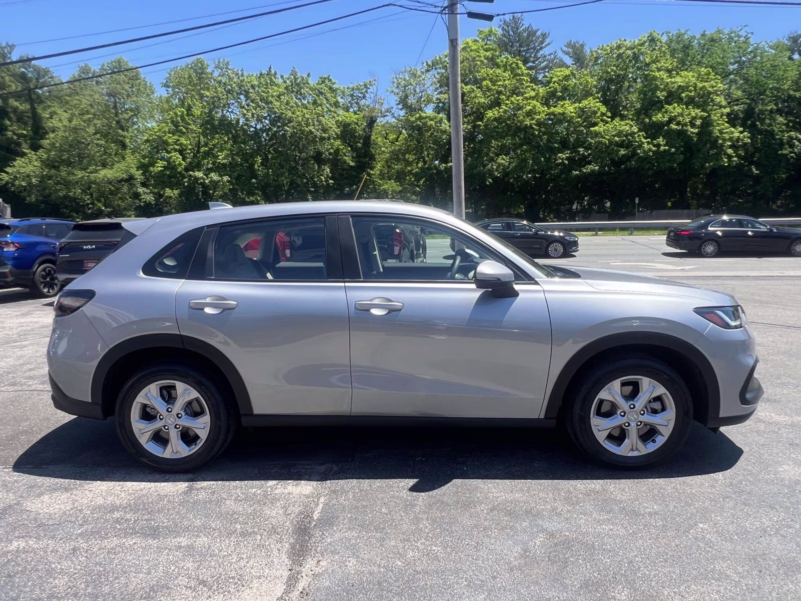 2023 Lunar Silver Metallic Honda HR-V LX AWD CVT AWD SUV
