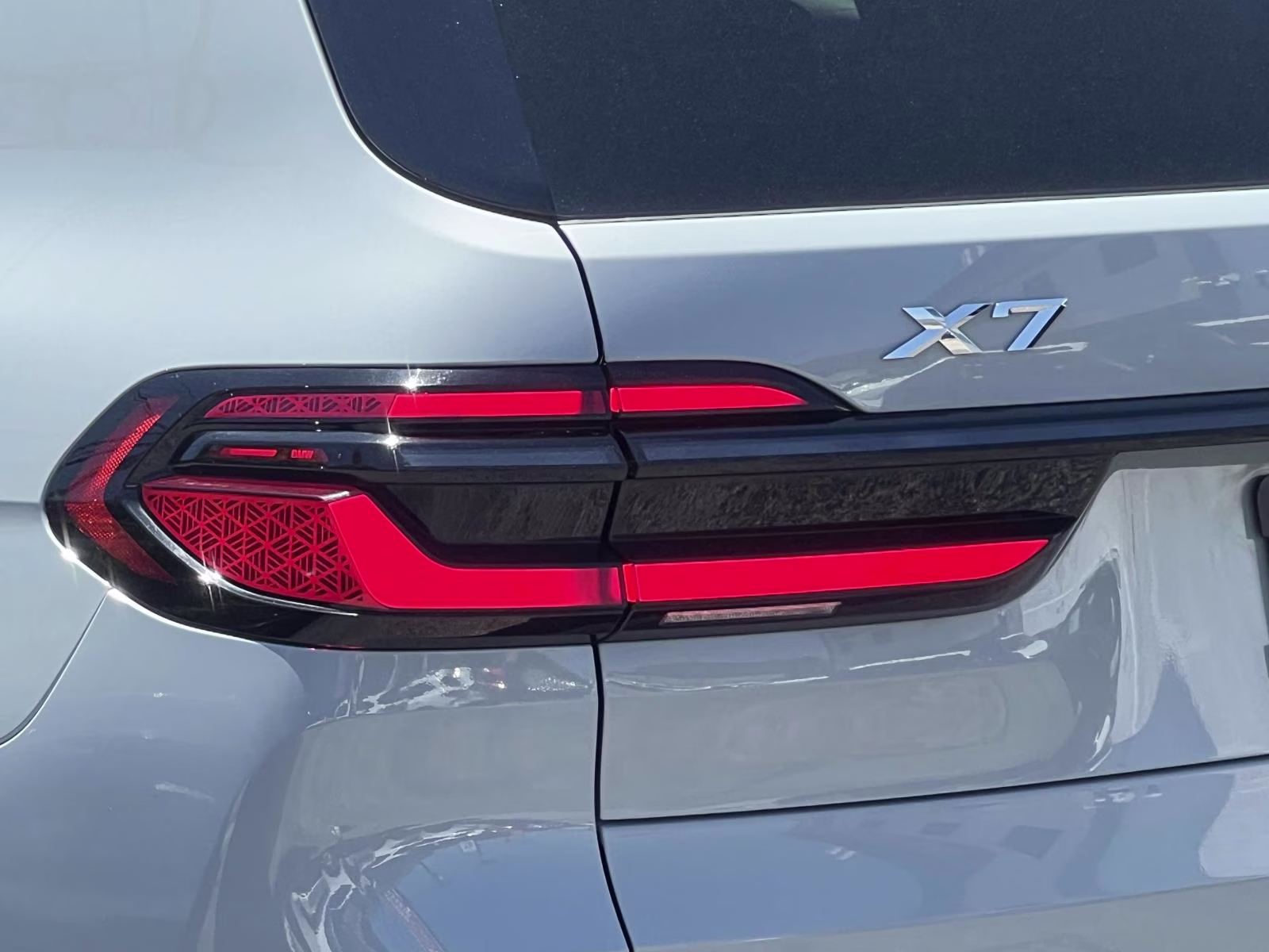 2024 Brooklyn Gray Metallic BMW X7 xDrive40i Sports Activity Vehicle AWD SUV
