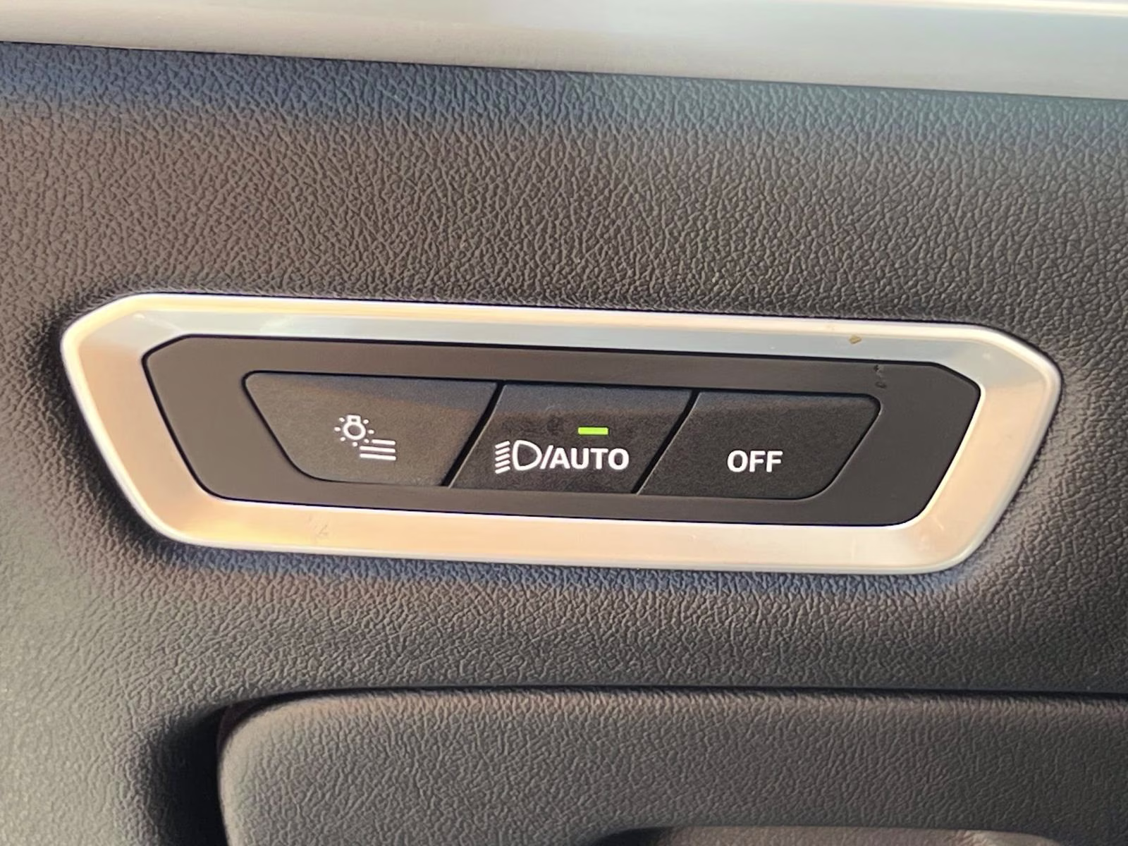 2024 Brooklyn Gray Metallic BMW X7 xDrive40i Sports Activity Vehicle AWD SUV