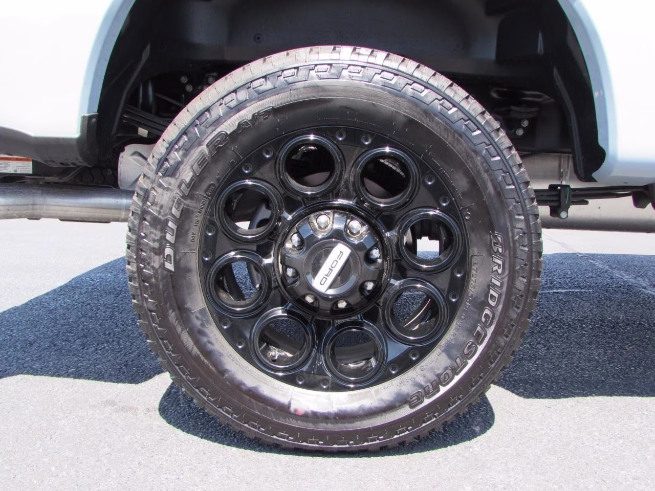 2026 Avalanche Ford Super Duty F-350 SRW Lariat 4X4 Truck