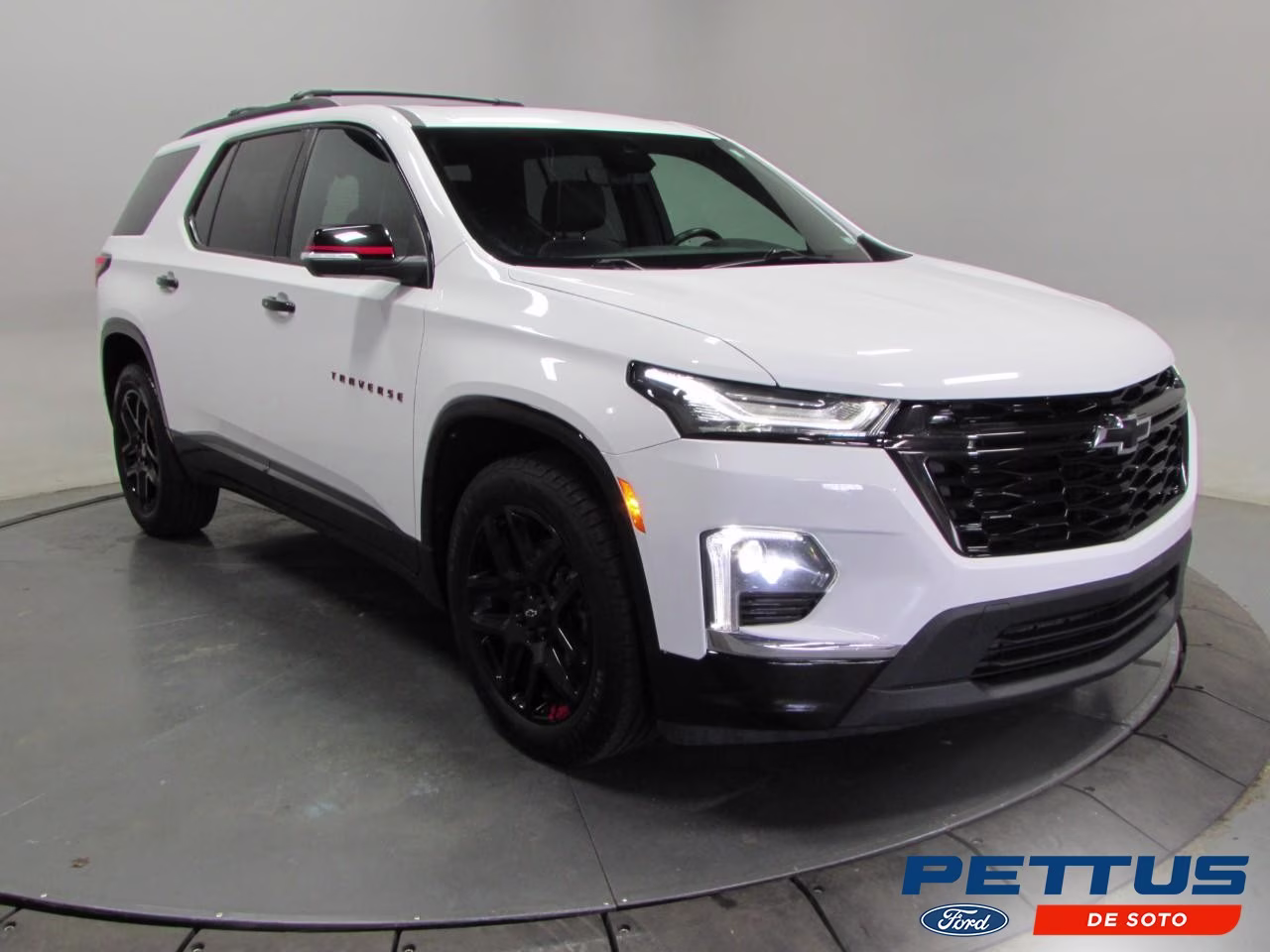 2023 Summit White Chevrolet Traverse Premier FWD SUV