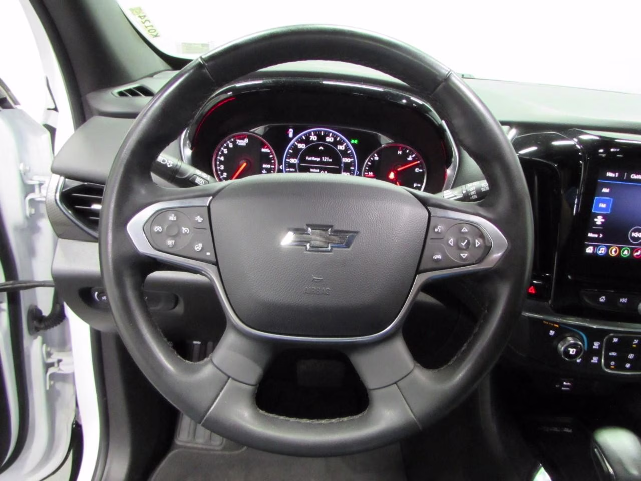 2023 Summit White Chevrolet Traverse Premier FWD SUV