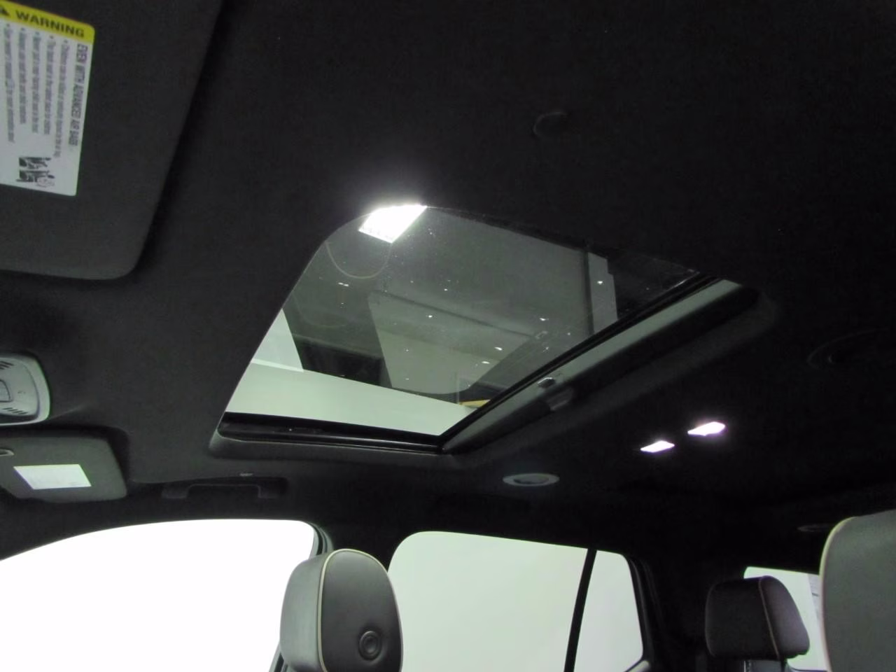 2023 Summit White Chevrolet Traverse Premier FWD SUV