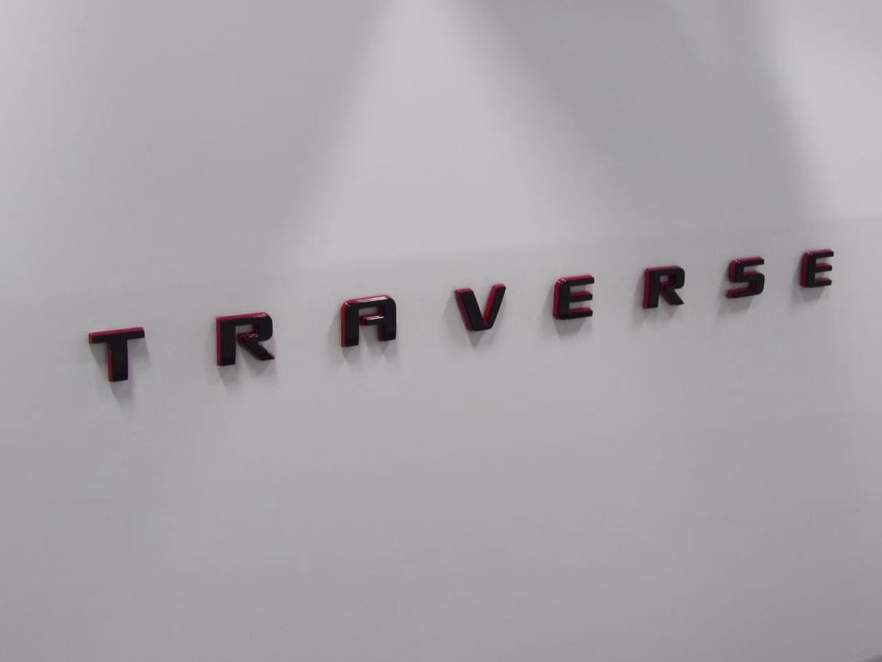 2023 Summit White Chevrolet Traverse Premier FWD SUV