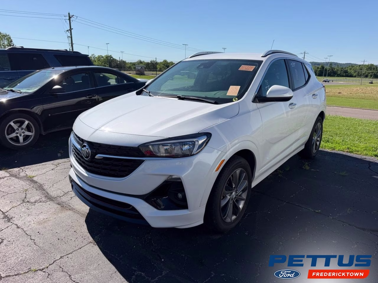 2023 White Frost Tricoat Buick Encore GX Select FWD SUV