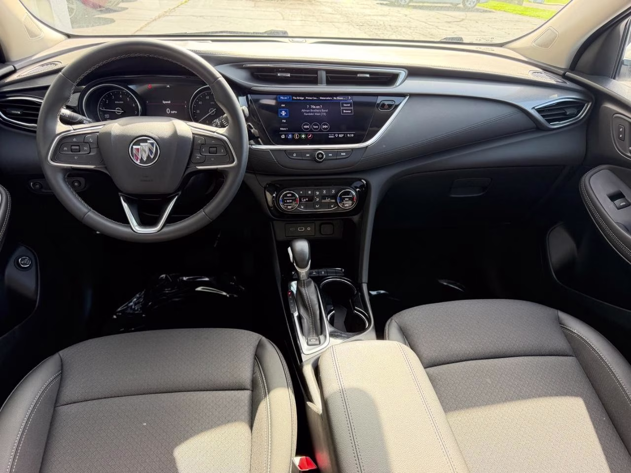 2023 White Frost Tricoat Buick Encore GX Select FWD SUV