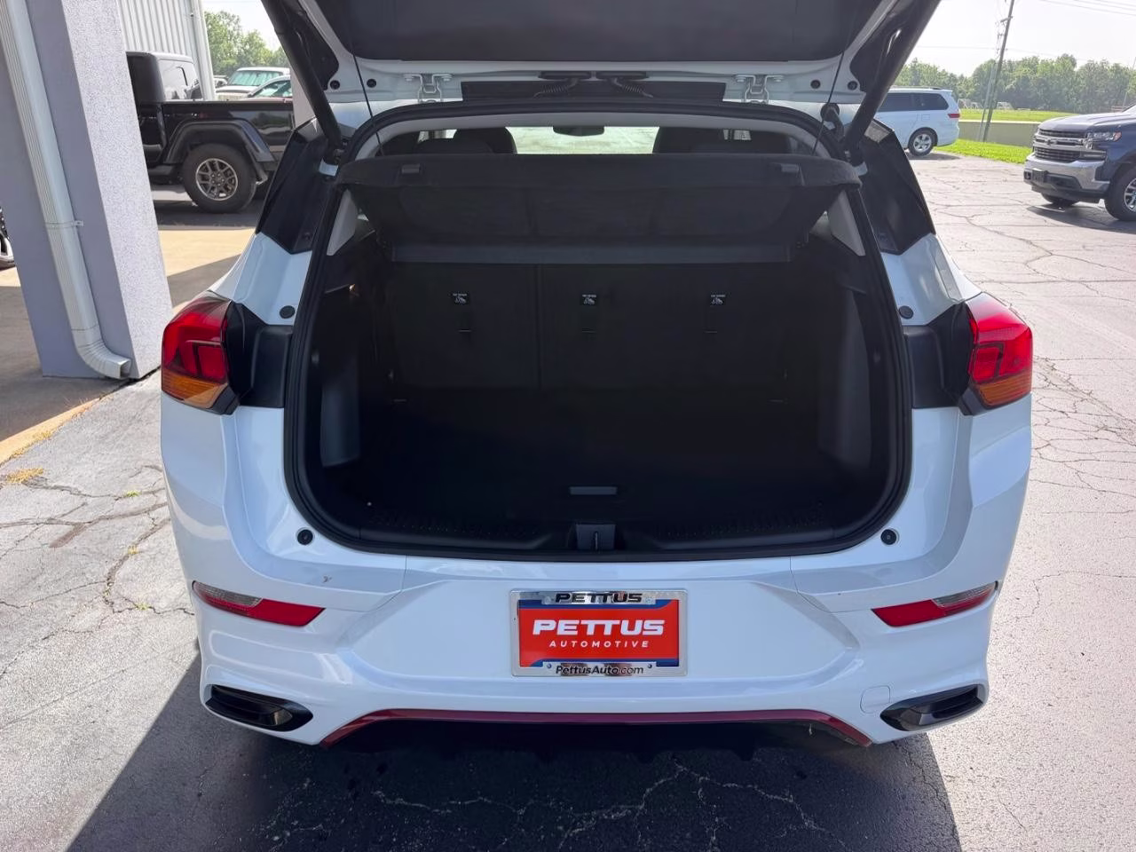 2023 White Frost Tricoat Buick Encore GX Select FWD SUV