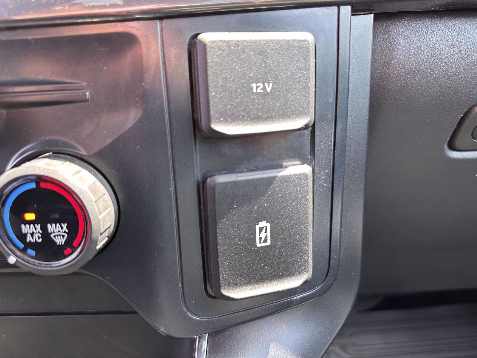 2025 Oxford White Ford F-150 STX 4WD SuperCab 6.5' Box 4X4 Truck