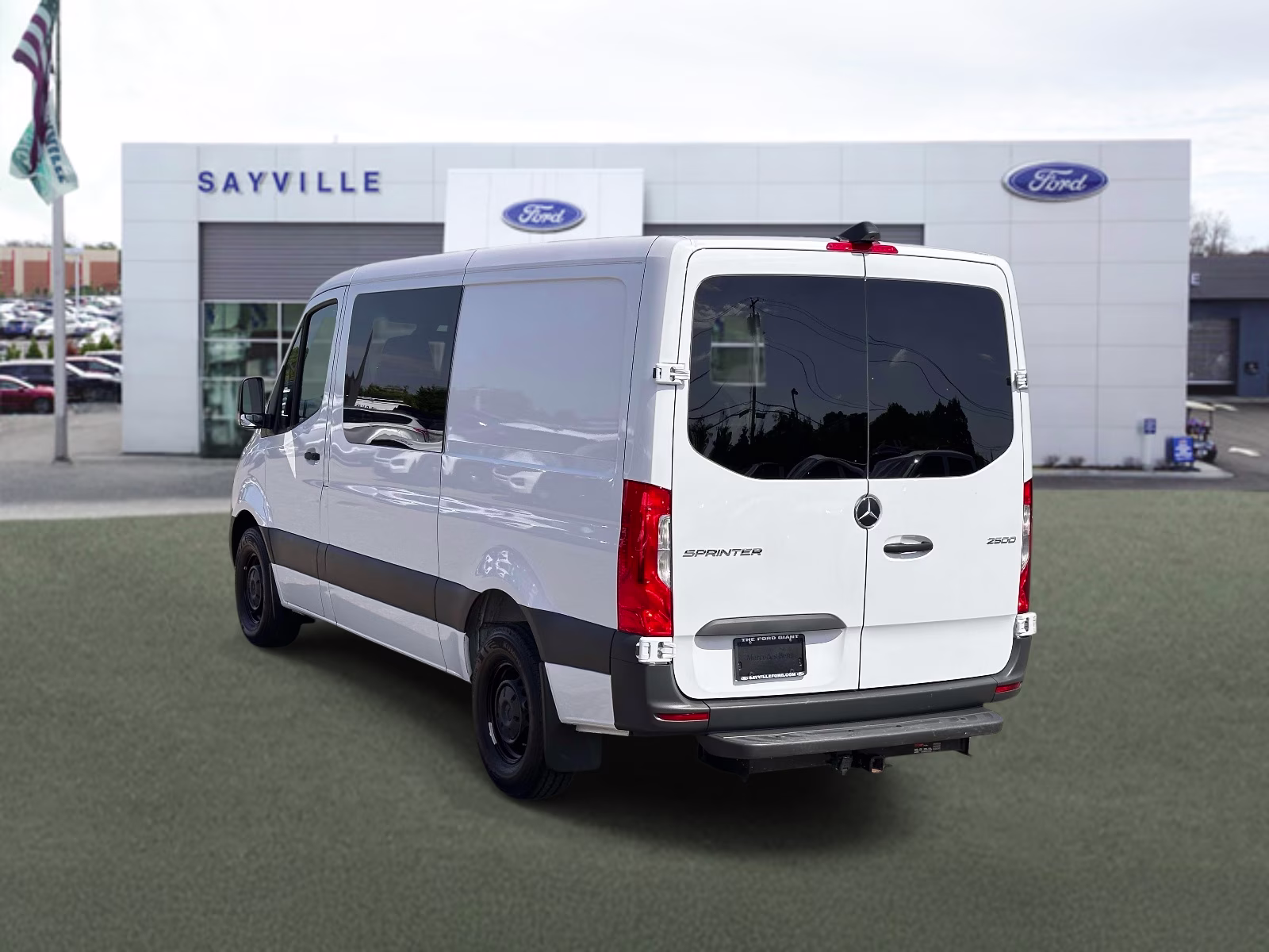 2025 Arctic White Mercedes-Benz Sprinter Crew Van 2500 Standard Roof I4 Diesel 144 RWD RWD Van