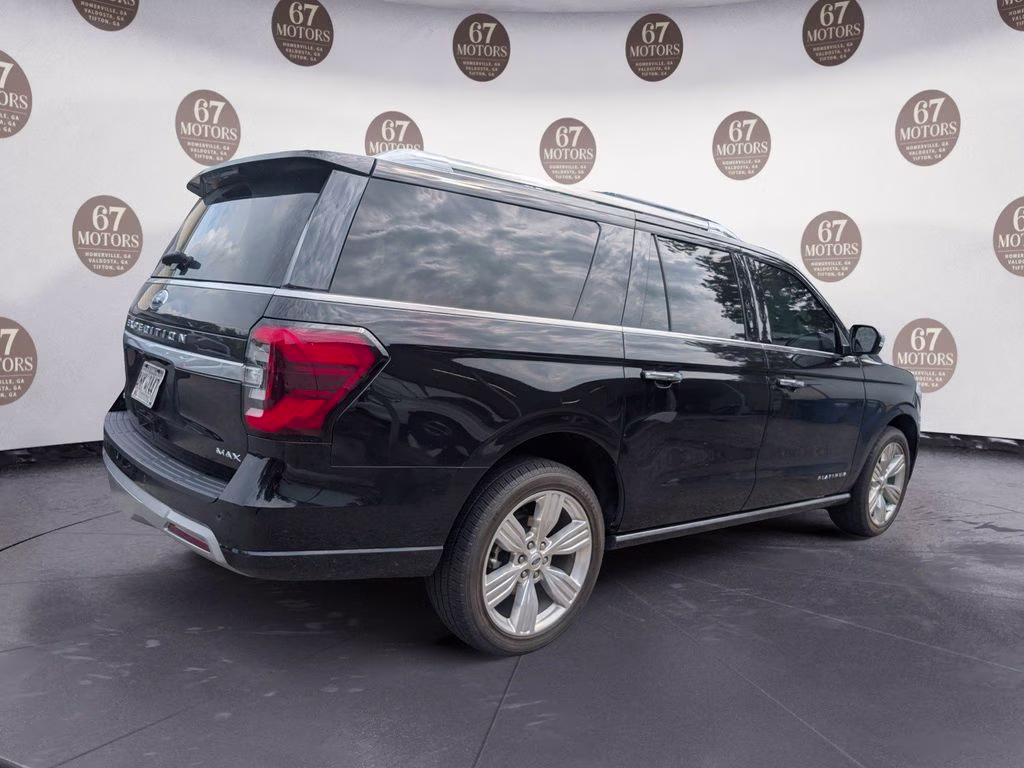 2023 Black Metallic Ford Expedition Max Platinum RWD SUV