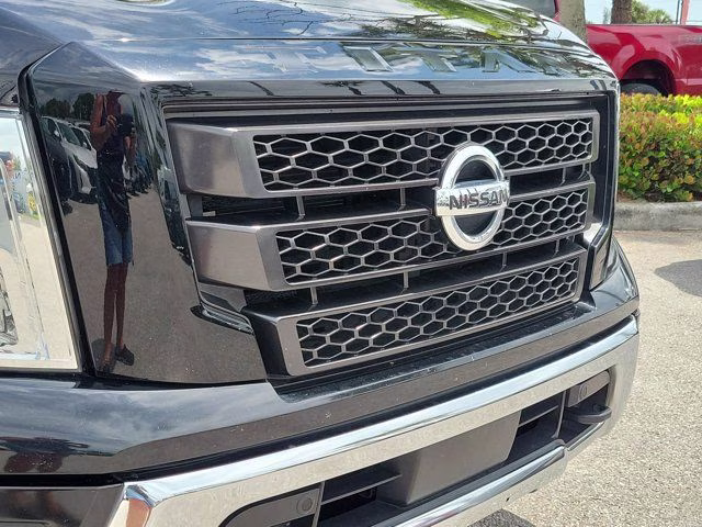 2022 Super Black Nissan Titan SV 4X4 Truck
