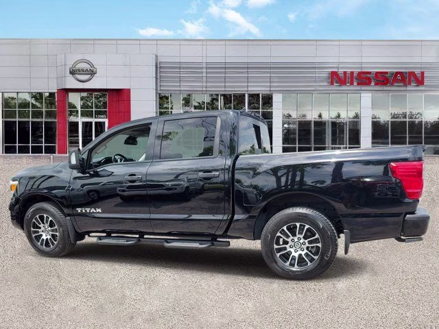 2022 Super Black Nissan Titan SV 4X4 Truck