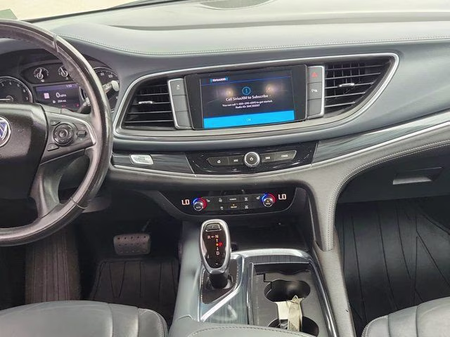 2020 Quicksilver Metallic Buick Enclave Essence FWD SUV